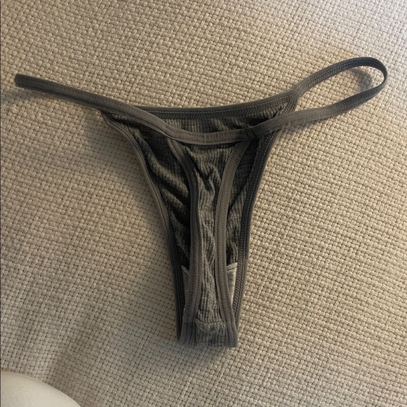 Gray Ribbed Bottom - Picture 2 of 2